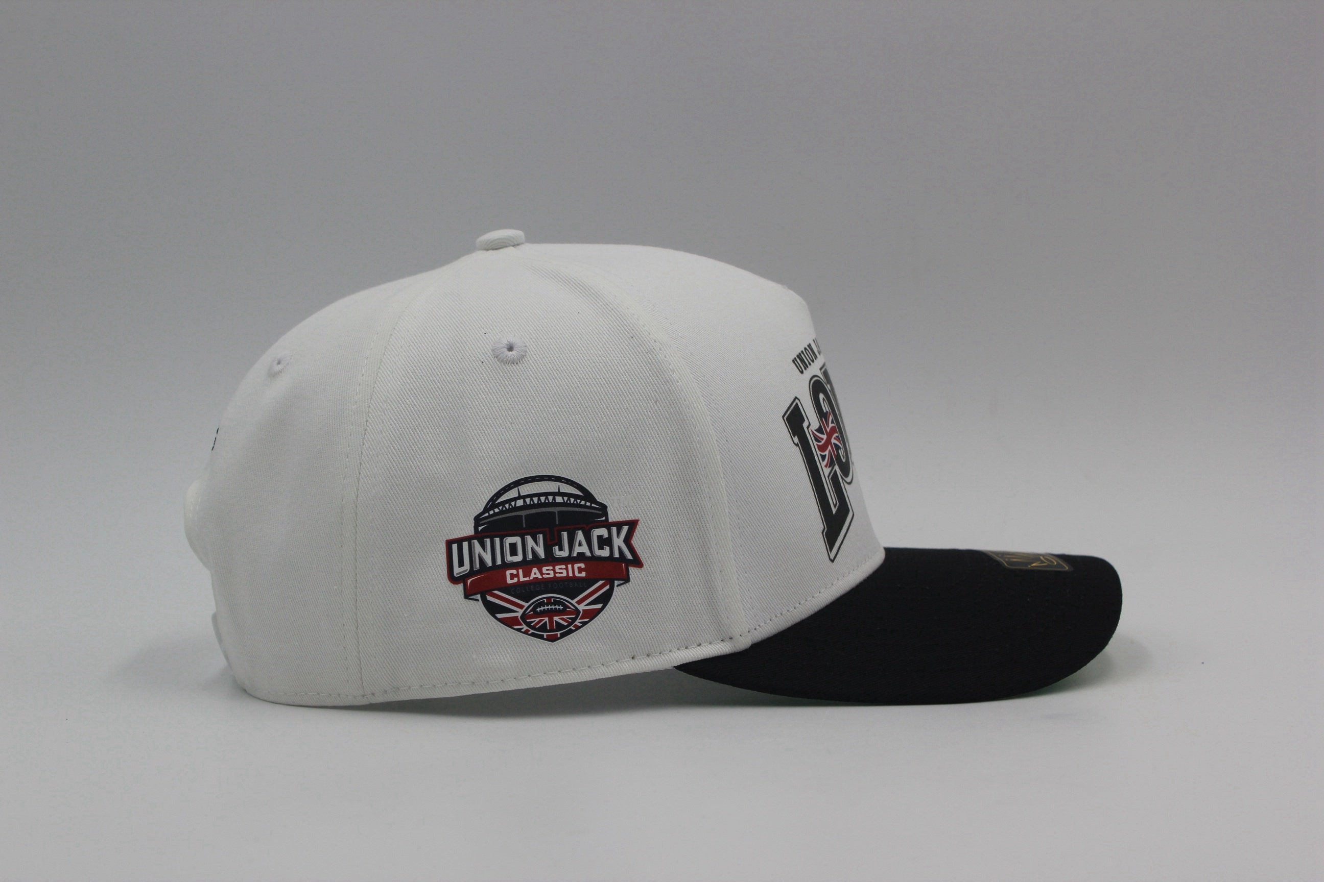 LONDON MATCHUP — WHITE / BLACK