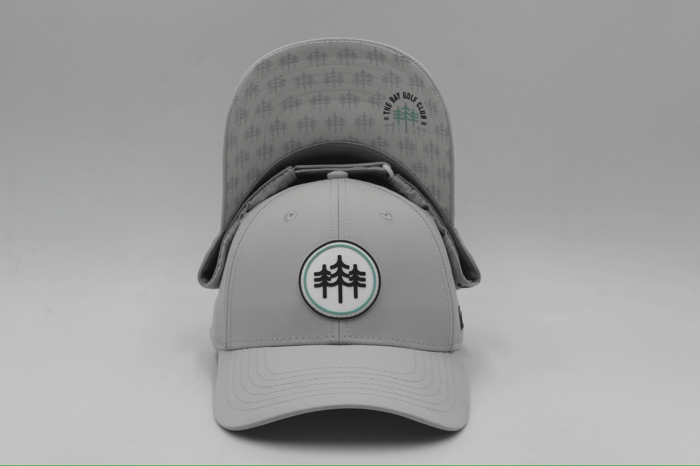 The Bay Club - 6P Taslon Three Tree Circle Patch (Lt Gray)