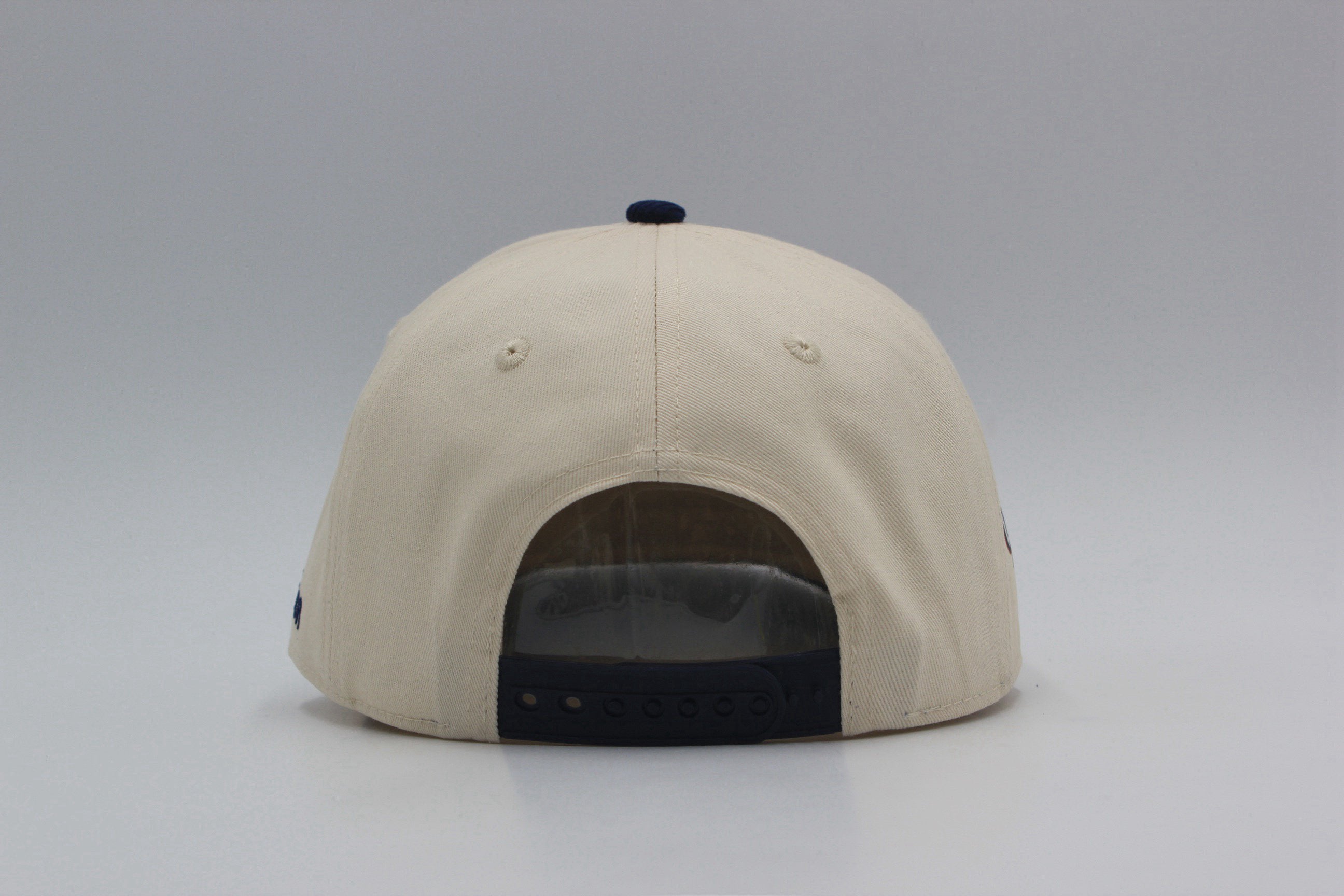 LONDON RIVALS — CREAM / NAVY