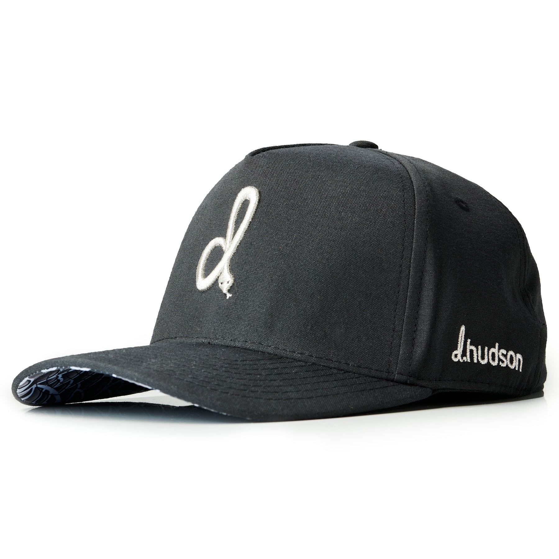 d. Serpent (Black/Silver)